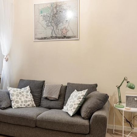 Parma Azeglio Apartment ภายนอก รูปภาพ