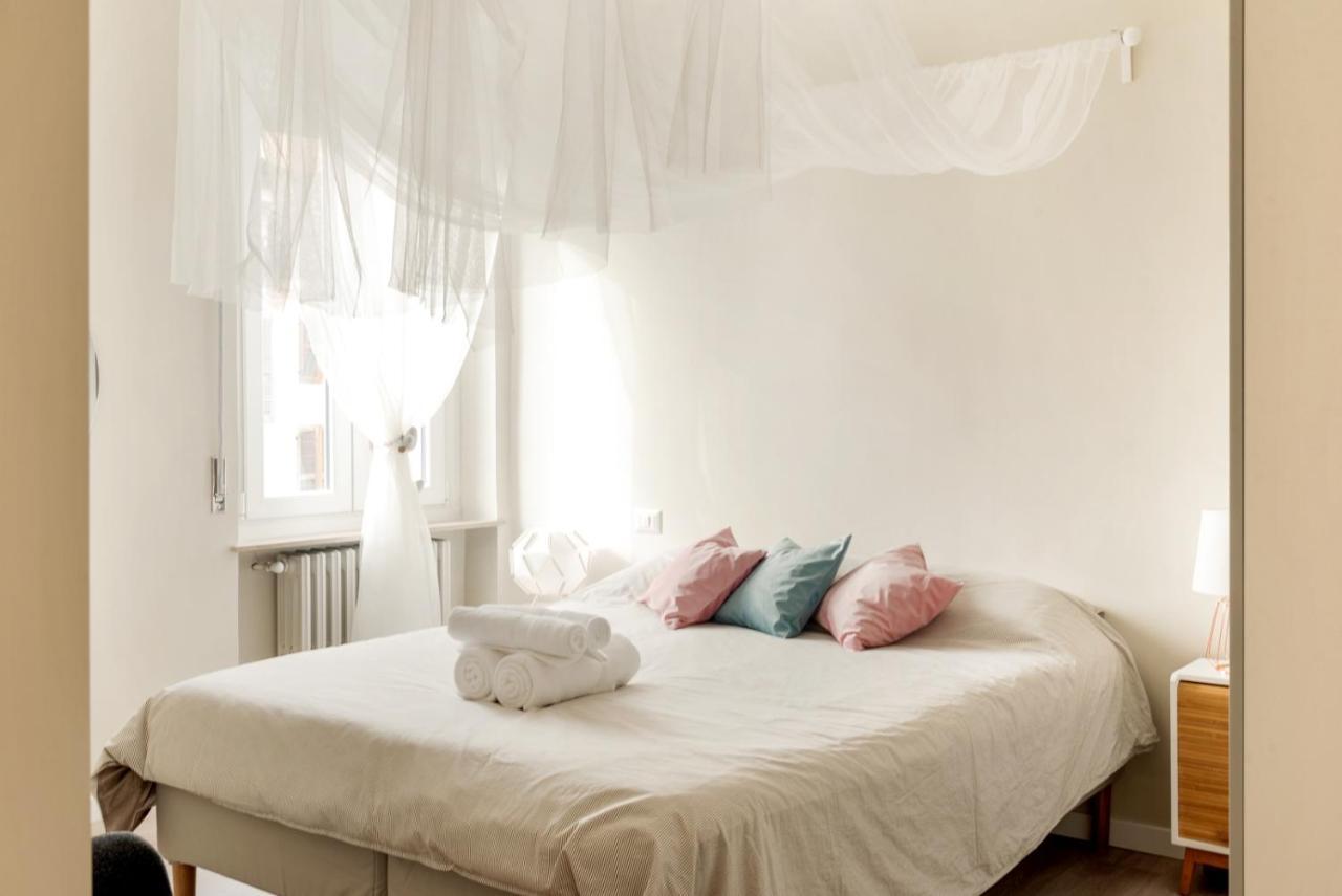 Parma Azeglio Apartment ภายนอก รูปภาพ