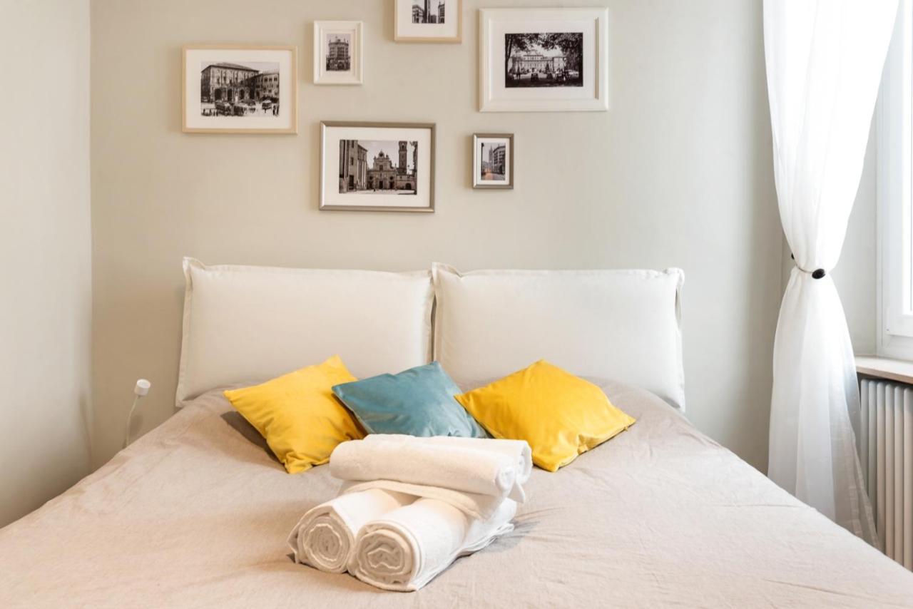 Parma Azeglio Apartment ภายนอก รูปภาพ